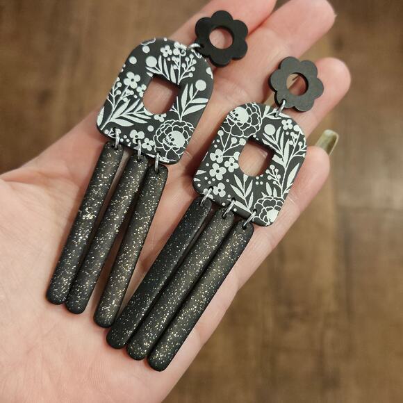 Spooky Cottagegore Halloween Long Dangle Earrings Witchy Whimsygoth Handmade - Picture 4 of 4